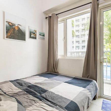 Staycation At Shore - Direct Poolマニラ市 エクステリア 写真